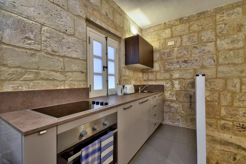 Orangery 101 - Duplex Studio Valletta Exterior photo